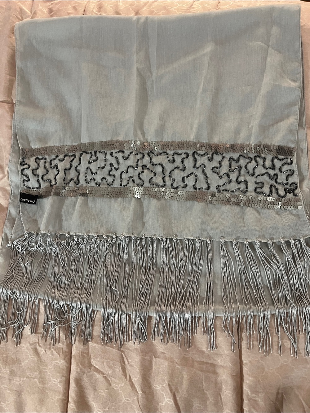Jones New York Silver Gray Sequined Fringe Wrap